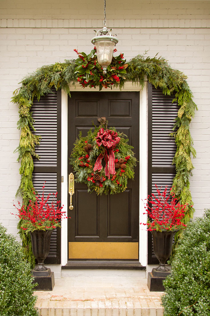 Alex Smith - Holiday Door Design