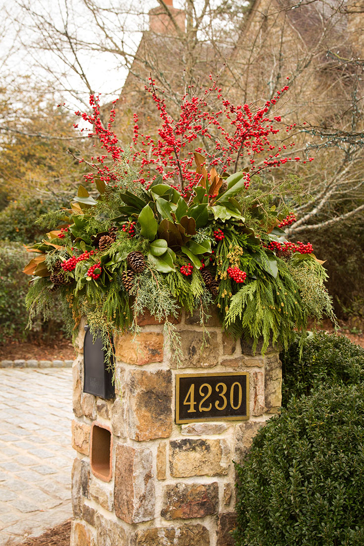 Alex Smith Holiday Mailbox Design