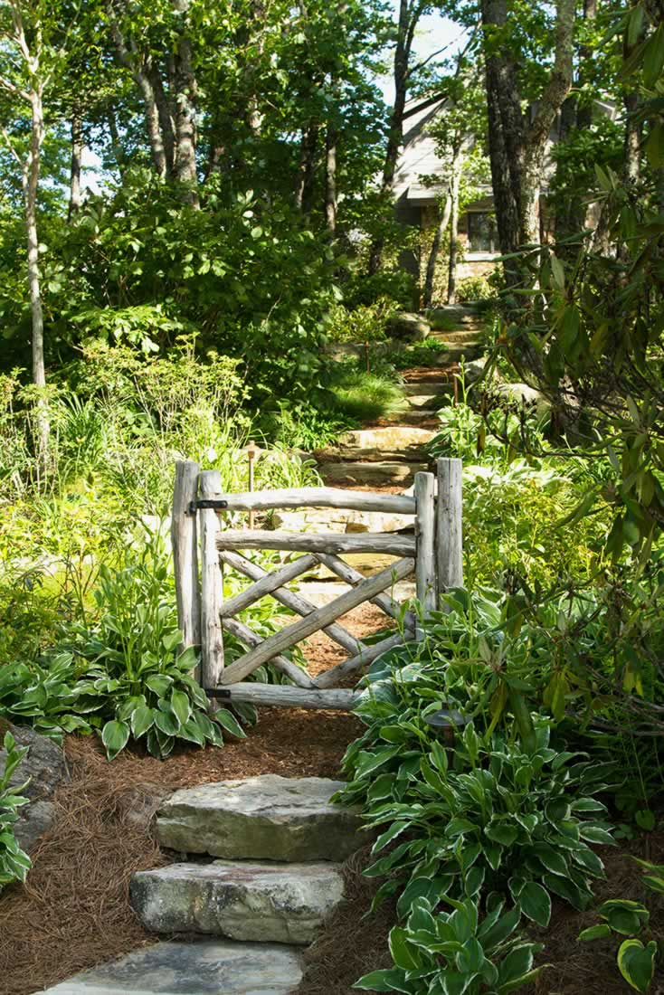 garden-design-thompson-2-gate