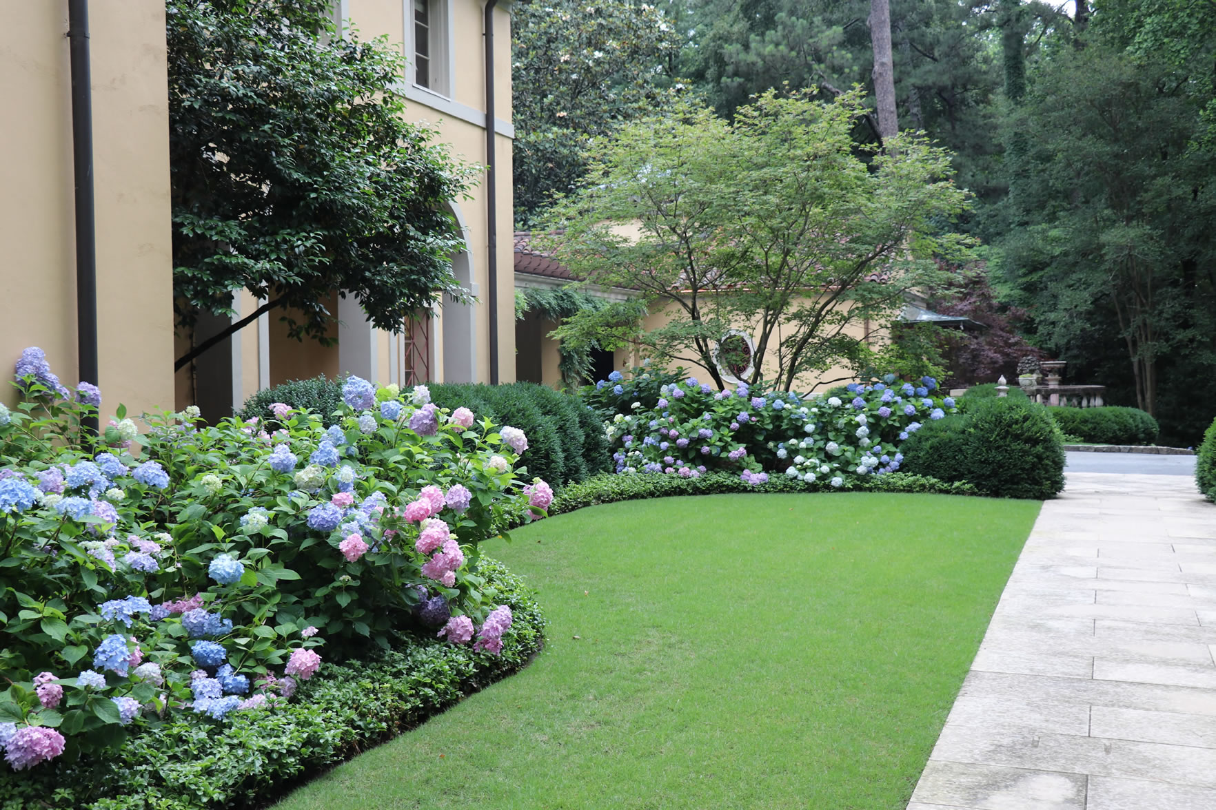 Peachtree Battle Landscape Design